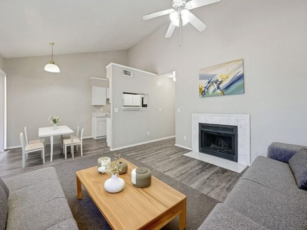 1122 Millview Drive, Unit 704, Arlington, TX 76012