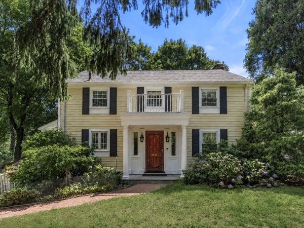 560 Worcester St, Wellesley, MA 02481