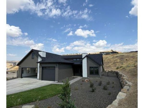 6102 E Knox Ct, Unit 831, Eagle, ID 83714