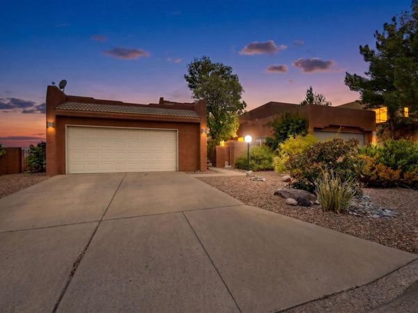 2159 Black Willow Drive NE, Albuquerque, NM 87122