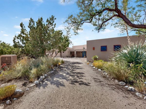 4 Alexi Court, Placitas, NM 87043