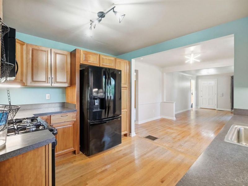 1415 West Avenue, Cincinnati, OH 45215 Photo 14