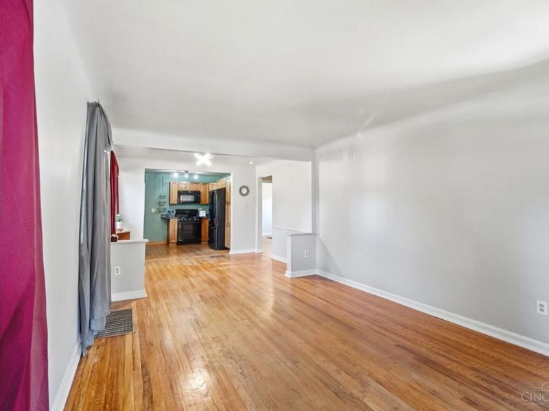 1415 West Avenue, Cincinnati, OH 45215 Photo 9