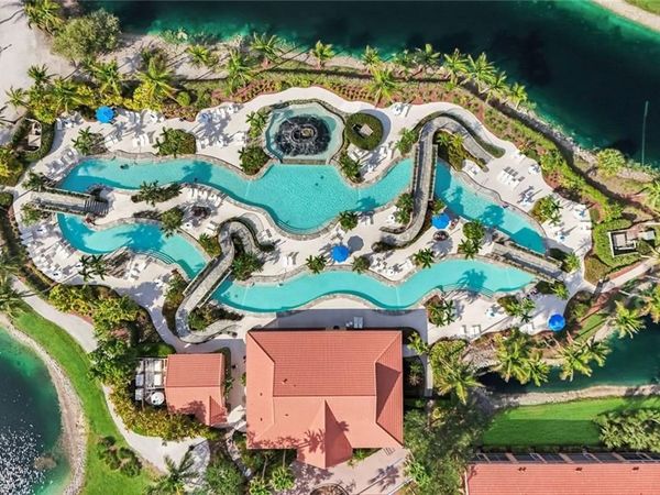 6720 Beach Resort DR, Unit 10, NAPLES, FL 34114