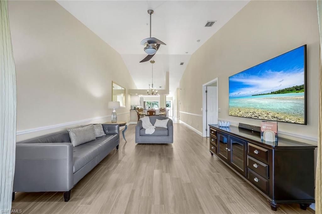 6720 Beach Resort Dr, Unit 10, Naples, FL 34114 Photo