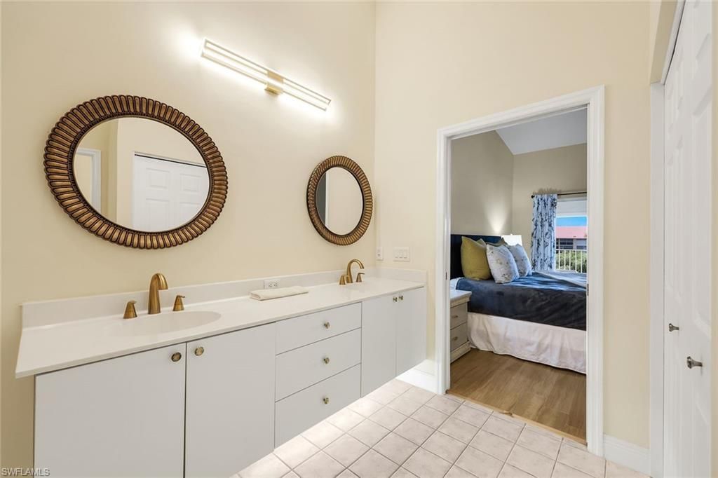 6720 Beach Resort Dr, Unit 10, Naples, FL 34114 Photo
