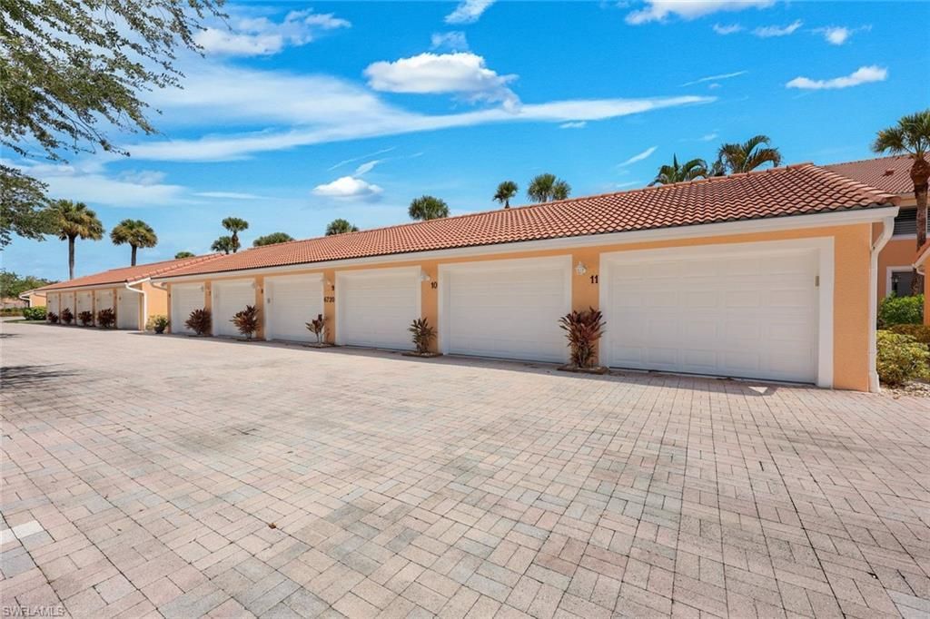 6720 Beach Resort Dr, Unit 10, Naples, FL 34114 Photo