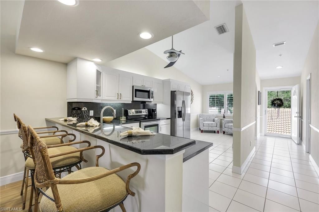 6720 Beach Resort Dr, Unit 10, Naples, FL 34114 Photo