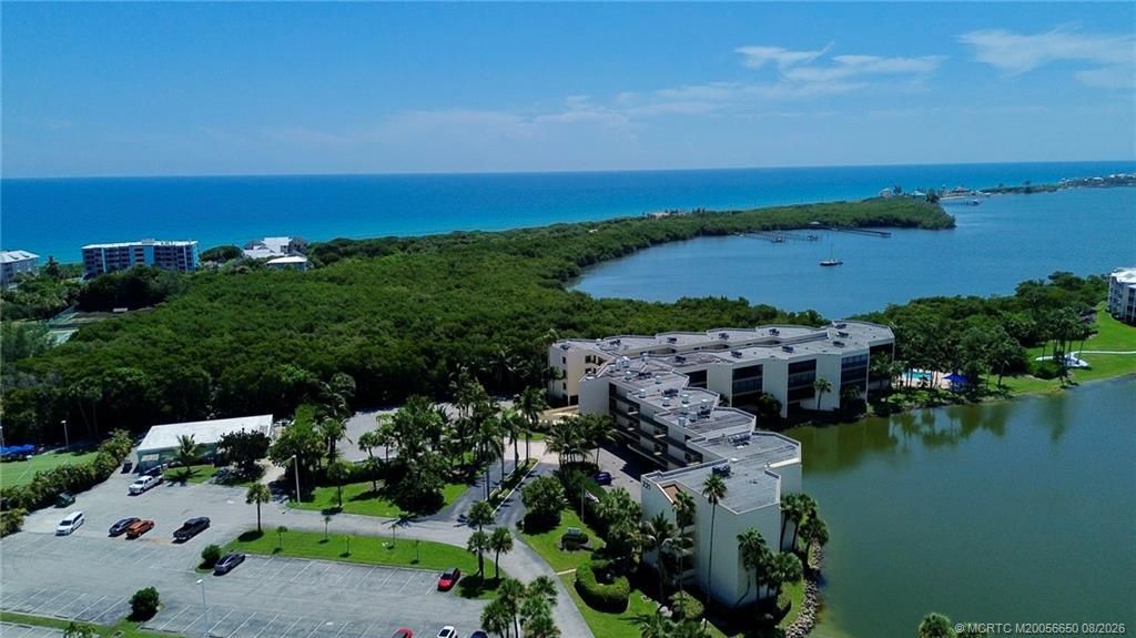221 NE Plantation Road, Unit 211, Stuart, FL 34996 Photo