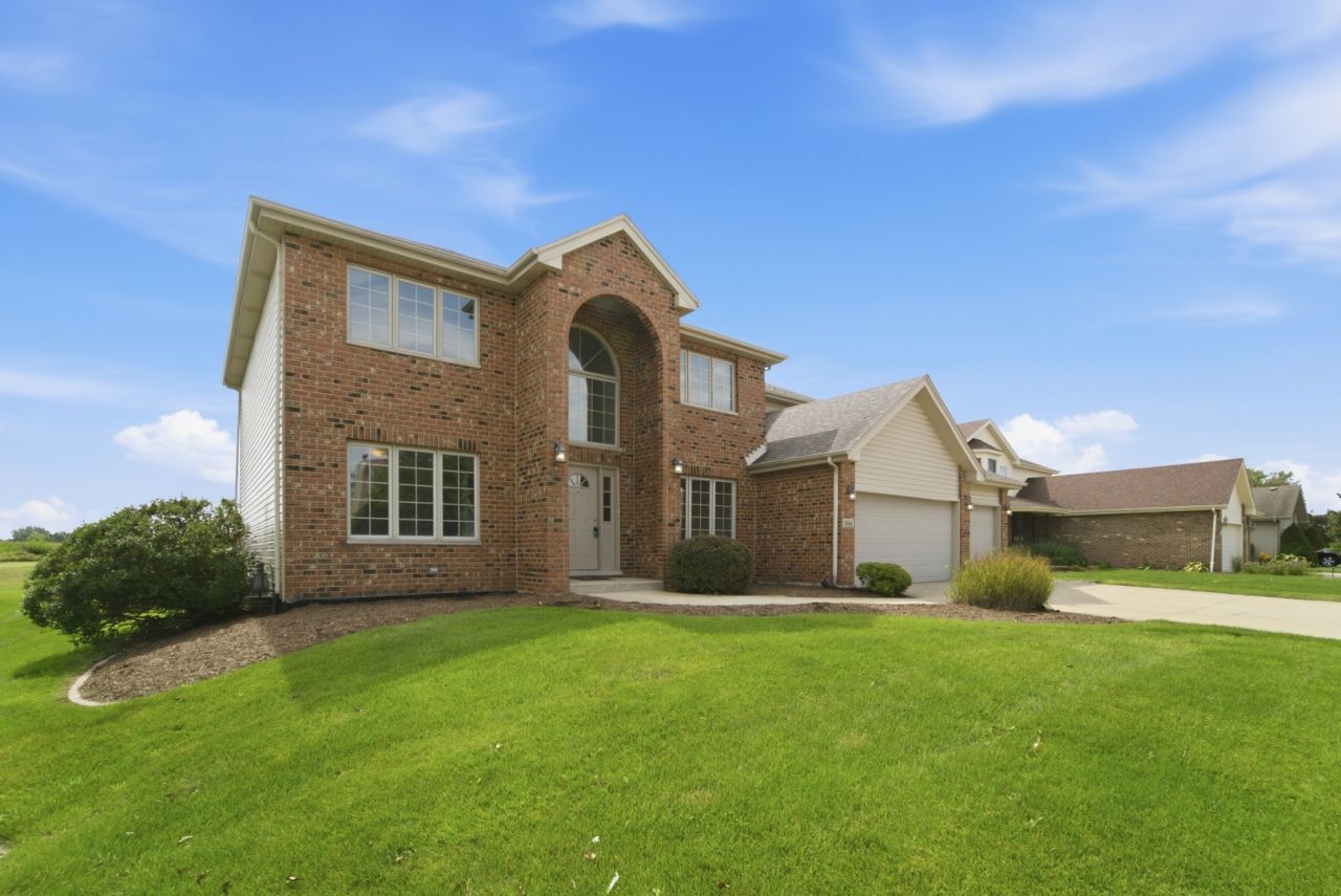 846 Coyote Trail, Manteno, IL 60950 Main Photo