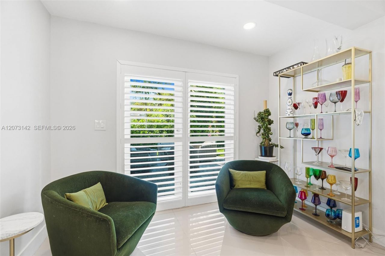 932 Bird Rd , Coral Gables, FL 33146 Photo