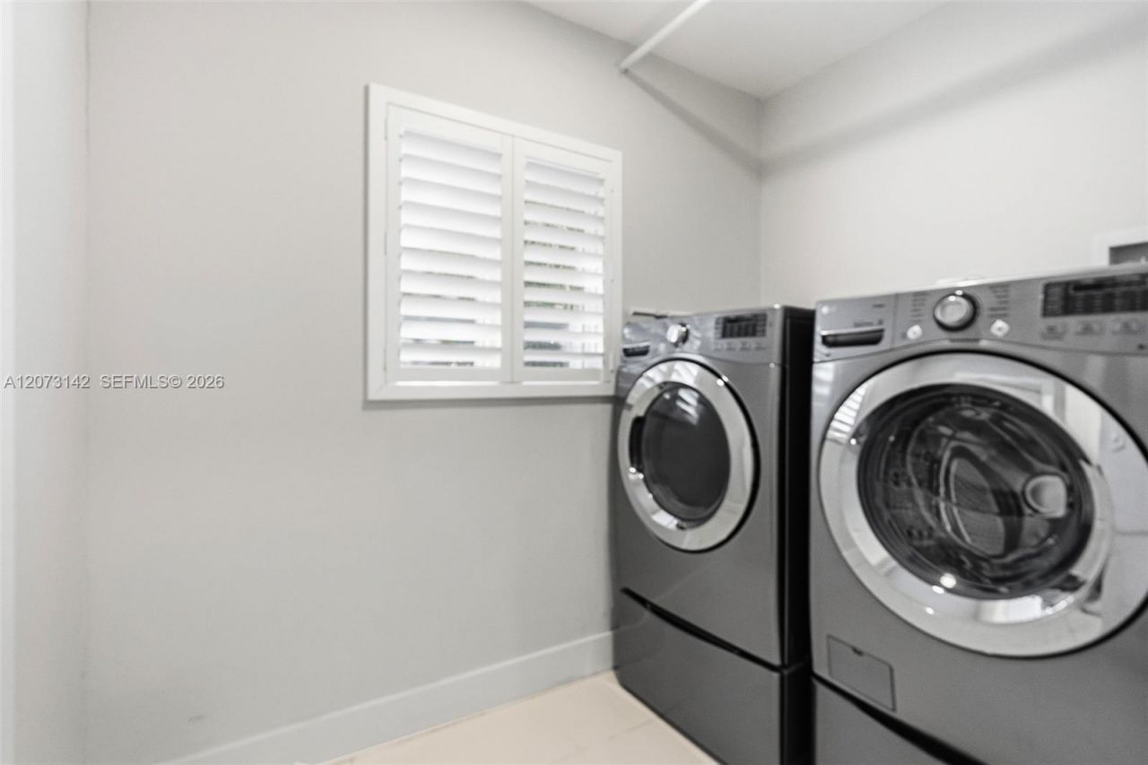 932 Bird Rd , Coral Gables, FL 33146 Photo