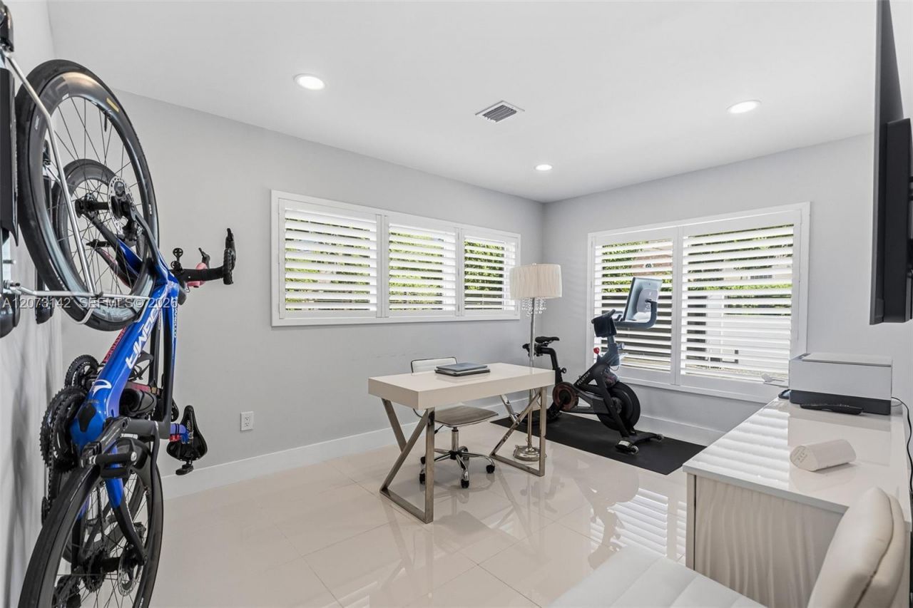 932 Bird Rd , Coral Gables, FL 33146 Photo