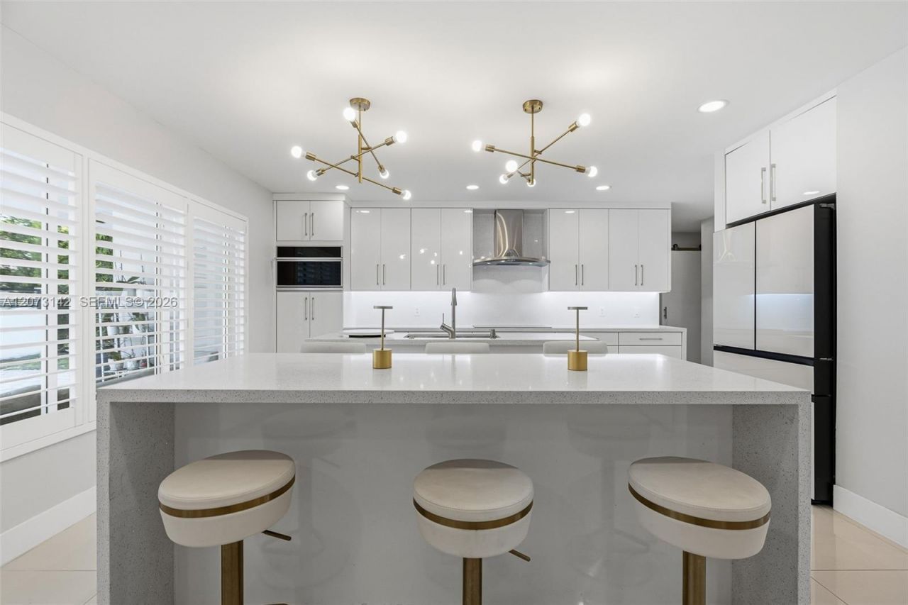 932 Bird Rd , Coral Gables, FL 33146 Photo