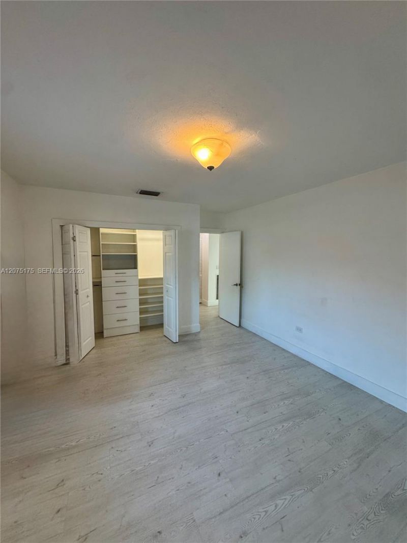 100 SW 51st Ct , Miami, FL 33134 Photo