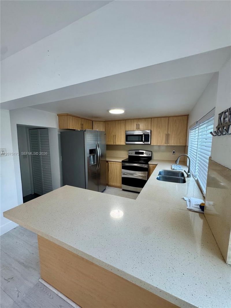 100 SW 51st Ct , Miami, FL 33134 Photo