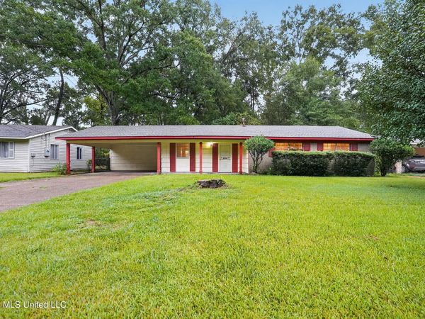 3222 Lakewood Drive, Jackson, MS 39212