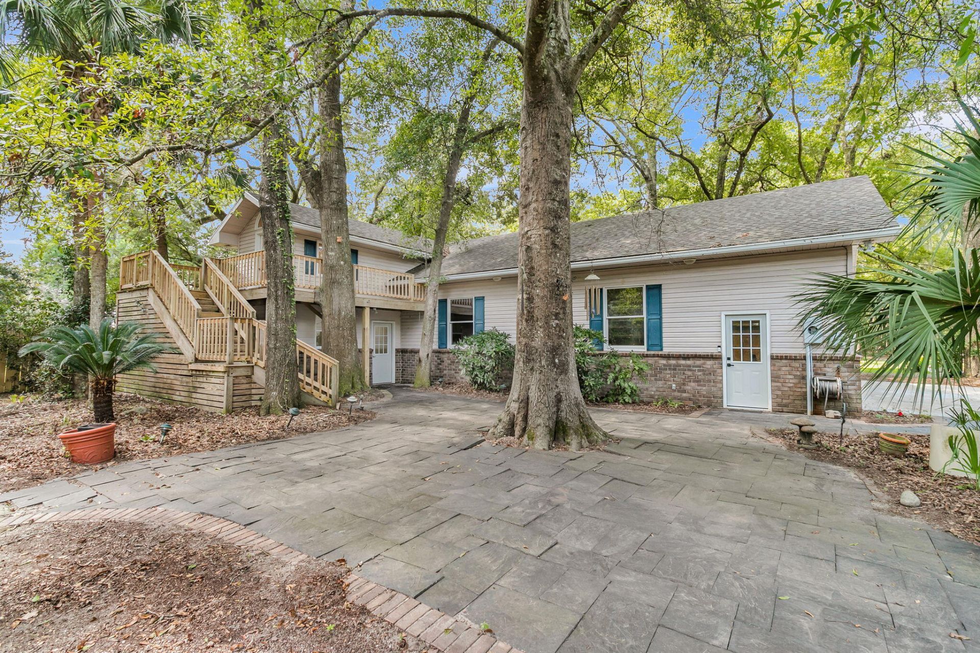 6094 Chisolm Road Photo 4