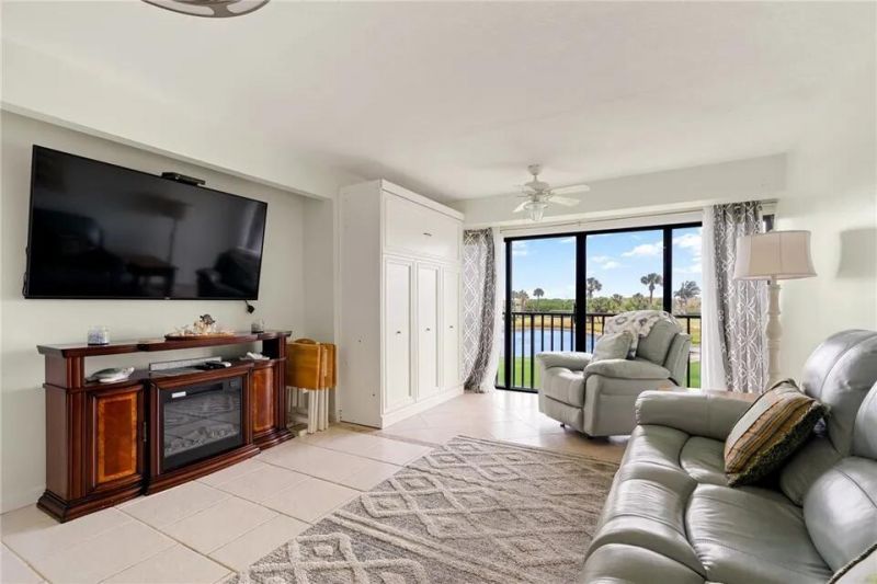 2400 S Ocean Drive, Unit V325, Fort Pierce, FL 34949 Photo