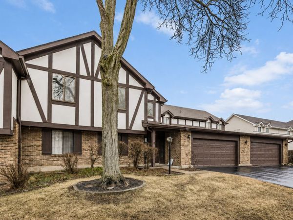 372 Springlake Lane , Unit C, Aurora, IL 60504