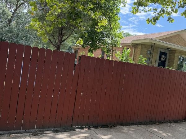 8235 S Marquette Avenue , Chicago, IL 60617