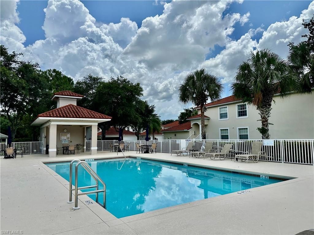 3310 Grand Cypress Dr, Unit 101, Naples, FL 34119 Photo