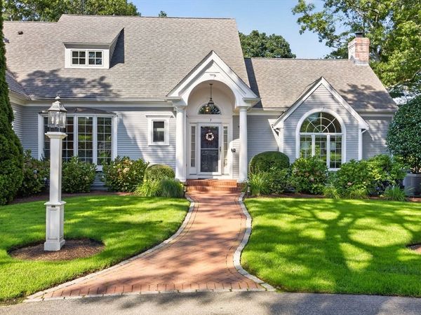 7 Ground Cover Lane, Sandwich, MA 02563