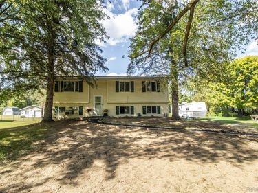 10340 Farrand Road, Montrose Township, Mi 48457