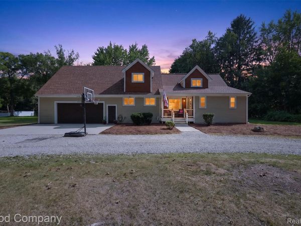 2145 Cole Road, Orion Township, Mi 48362