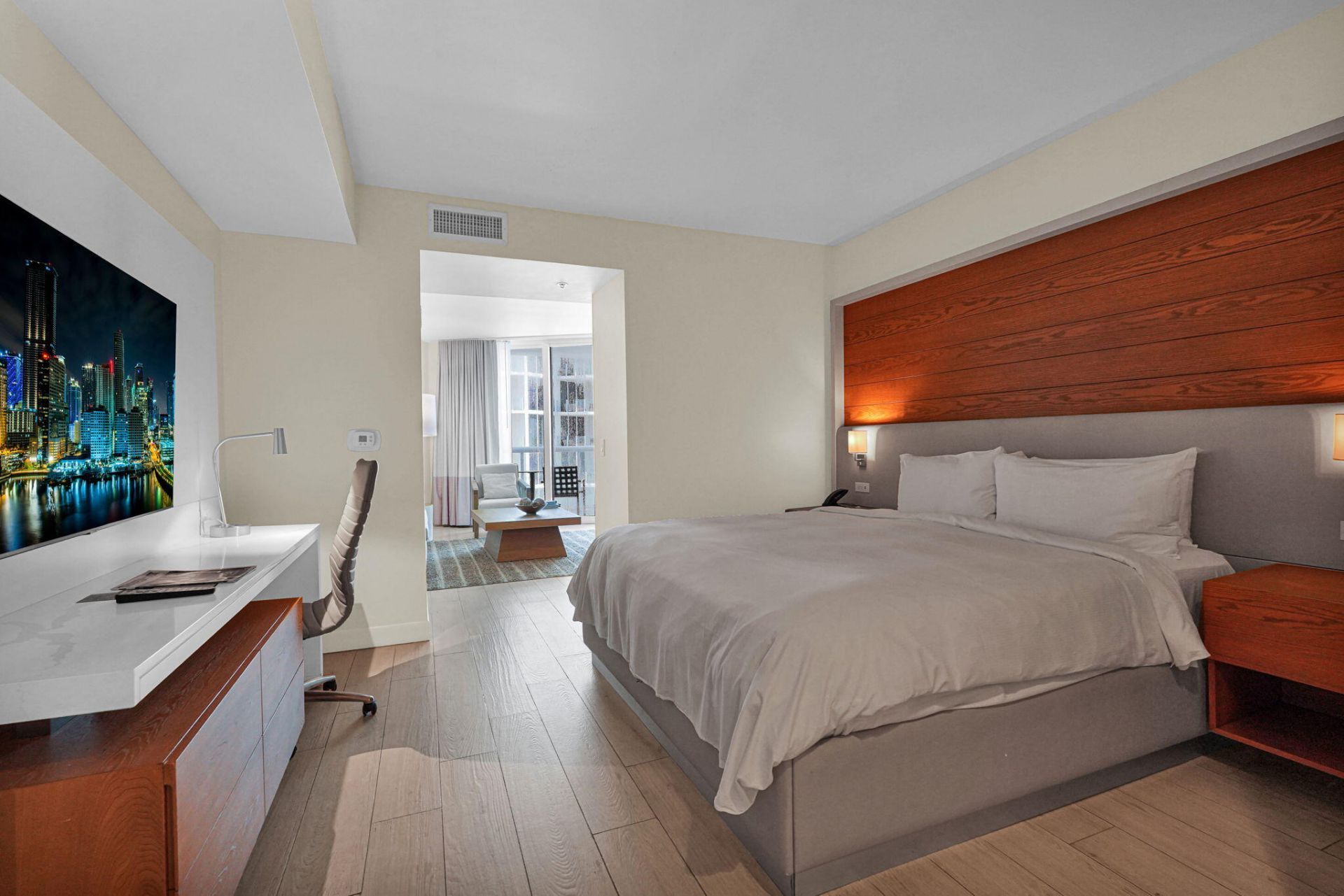 505 N Fort Lauderdale Beach Boulevard, Unit 1004, Fort Lauderdale, FL 33304 Photo