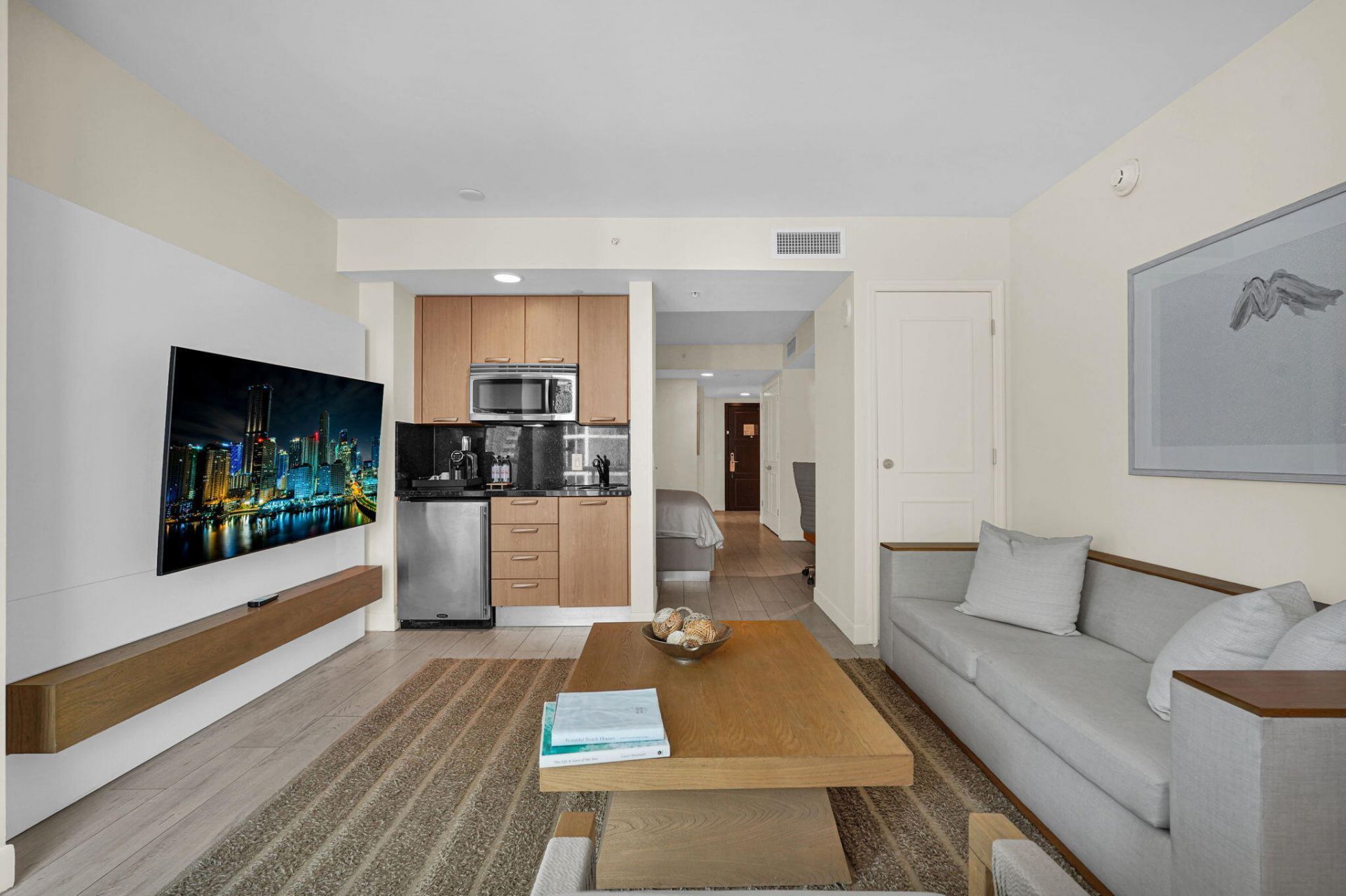 505 N Fort Lauderdale Beach Boulevard, Unit 1004, Fort Lauderdale, FL 33304 Photo
