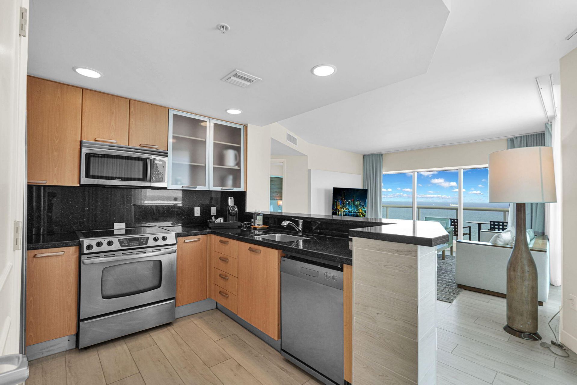 505 N Fort Lauderdale Beach Boulevard, Unit 1817, Fort Lauderdale, FL 33304 Photo