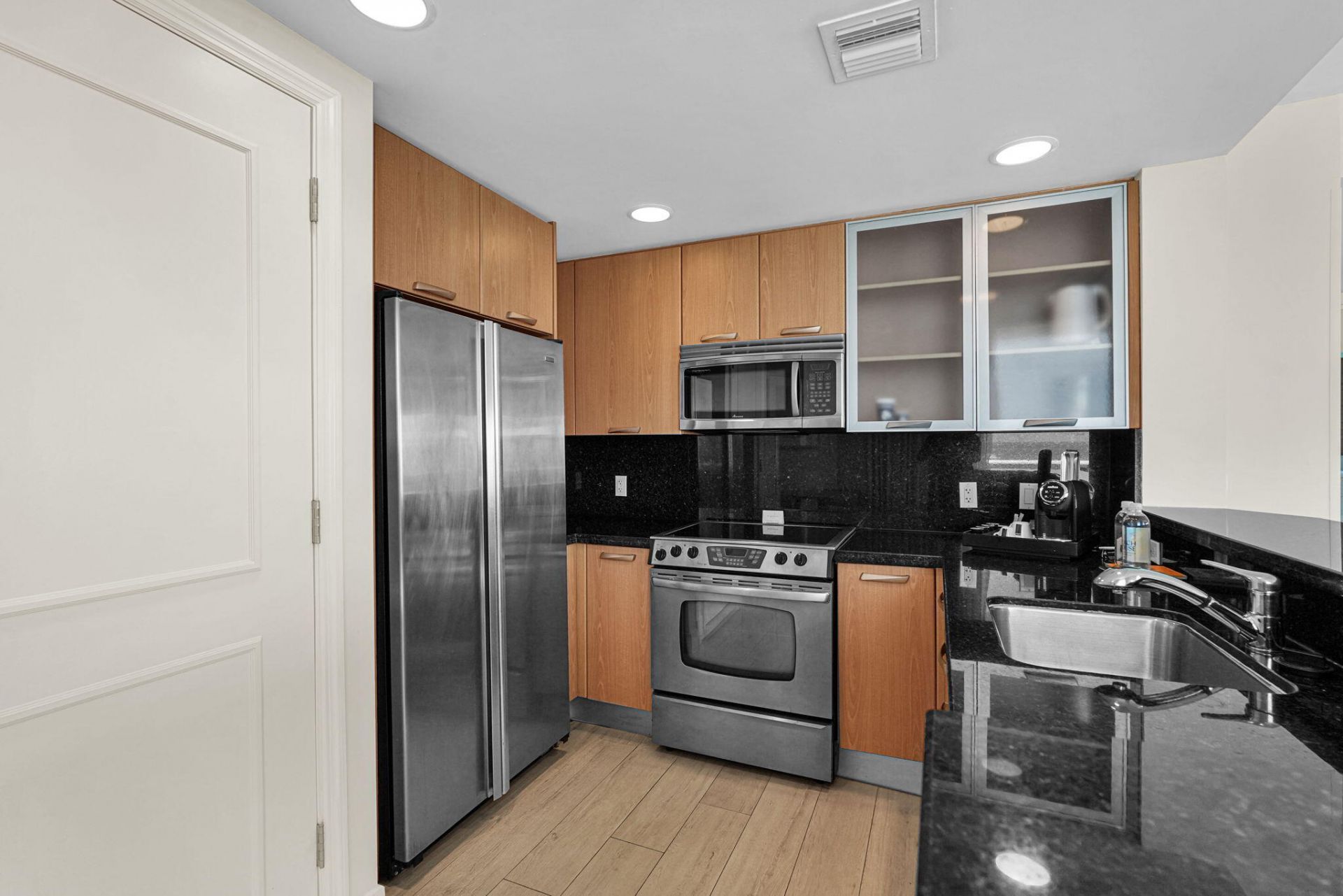 505 N Fort Lauderdale Beach Boulevard, Unit 1817, Fort Lauderdale, FL 33304 Photo