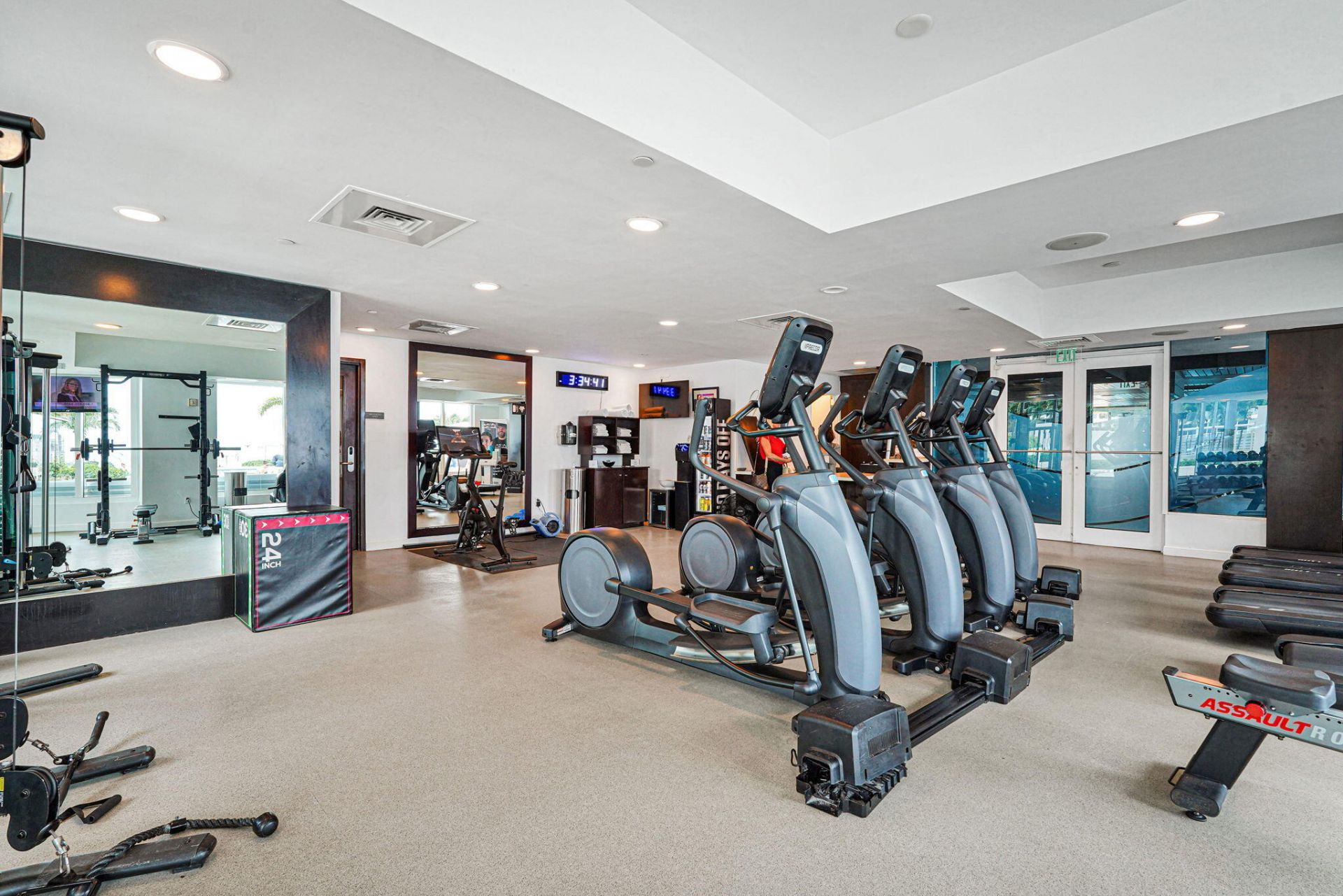 505 N Fort Lauderdale Beach Boulevard, Unit 1817, Fort Lauderdale, FL 33304 Photo