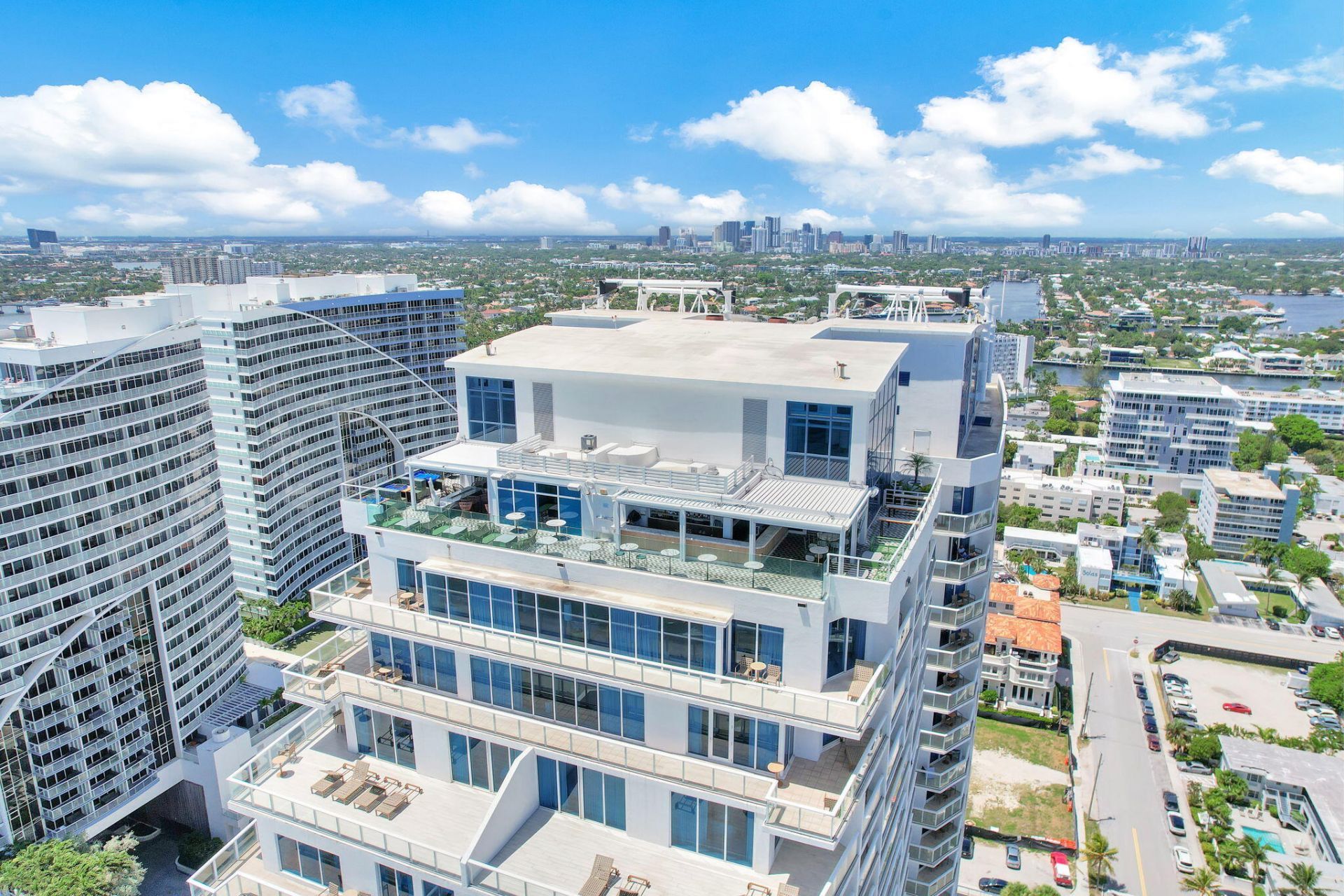 505 N Fort Lauderdale Beach Boulevard, Unit 1817, Fort Lauderdale, FL 33304 Photo