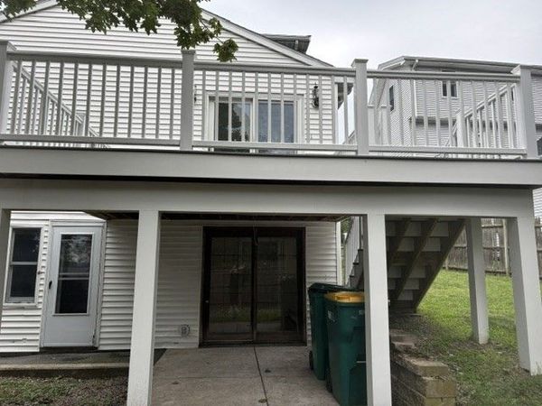 99 Garfield Ave, Unit #2, Woburn, MA 01801