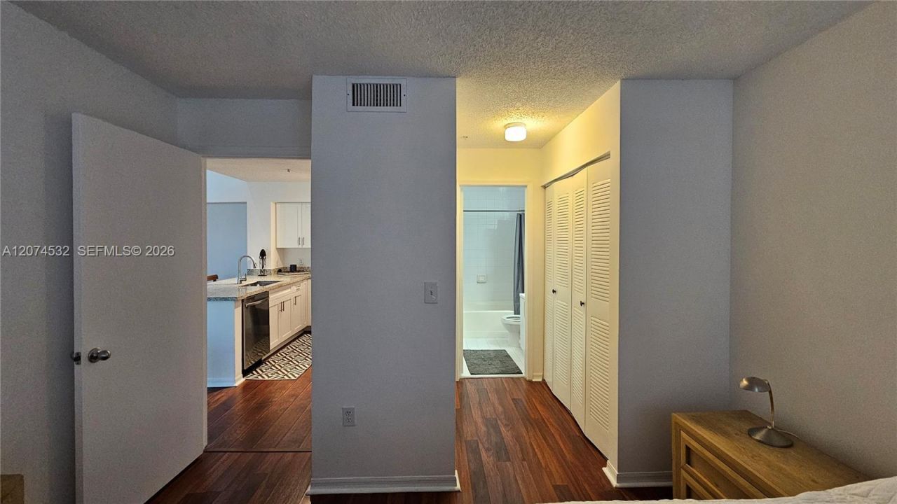 12112 Saint Andrews Pl , Unit 309, Miramar, FL 33025 Photo