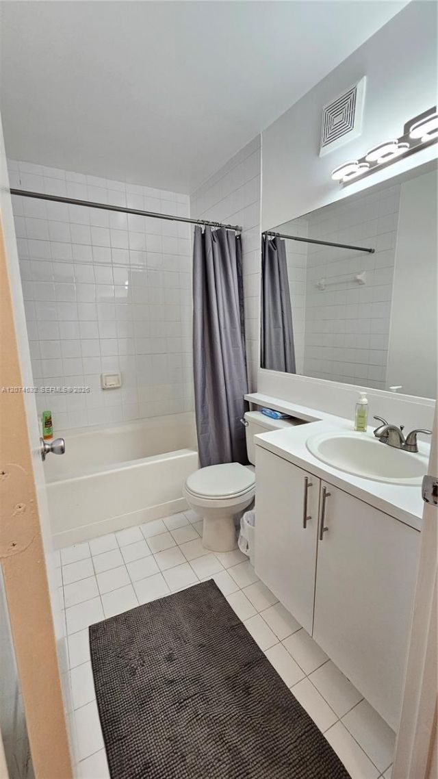12112 Saint Andrews Pl , Unit 309, Miramar, FL 33025 Photo