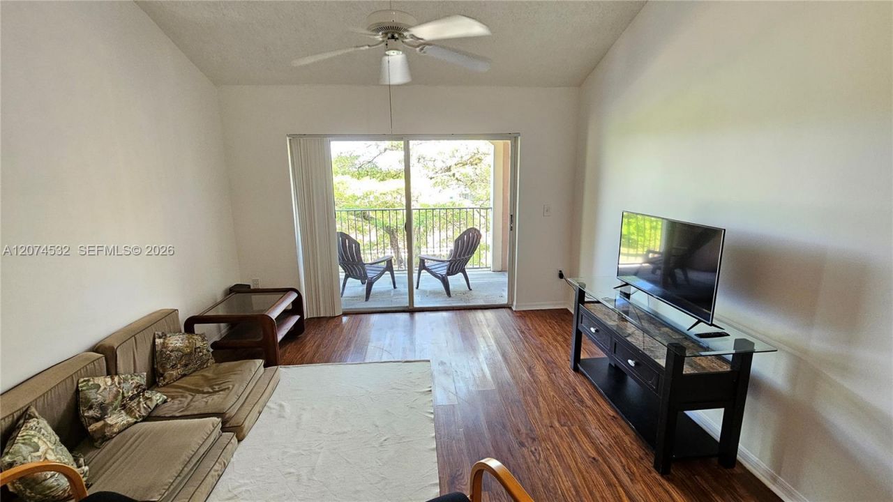 12112 Saint Andrews Pl , Unit 309, Miramar, FL 33025 Photo