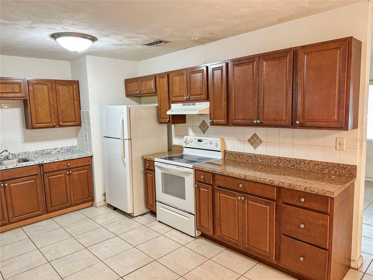 4957 62nd Street N, Kenneth City, FL 33709 Photo