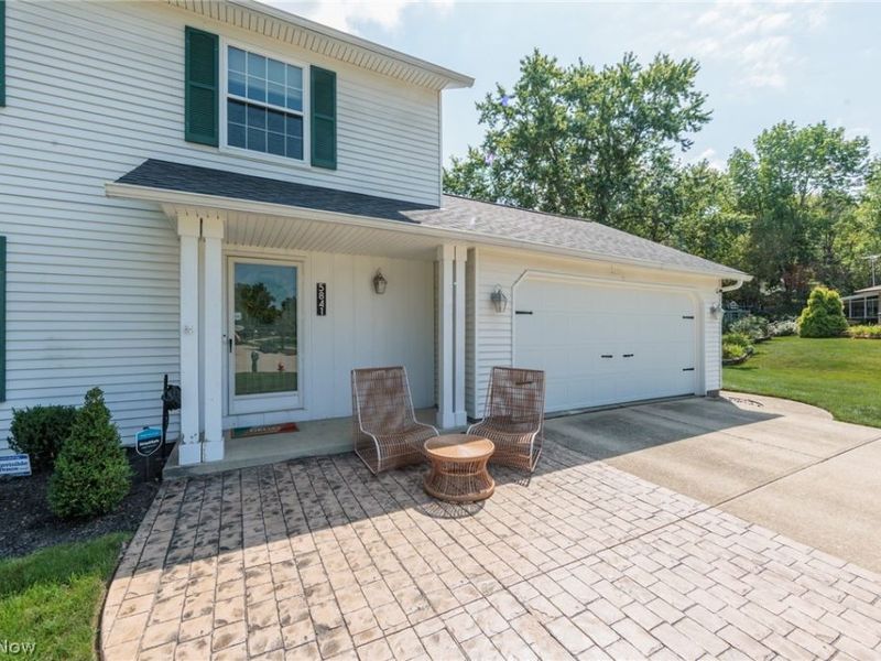 5841 Royal Drive, Willoughby, OH 44094 Photo 2