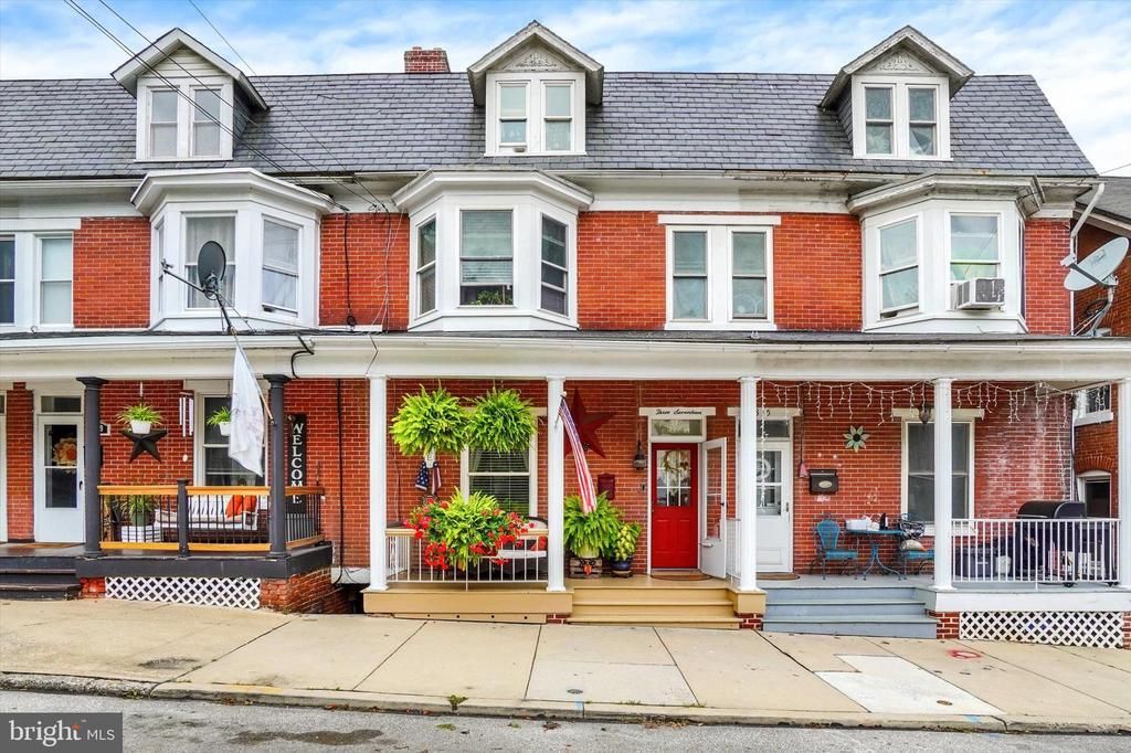 317 1st Avenue, Red Lion, PA 17356 Main Photo