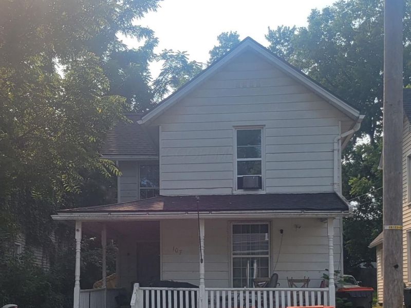 107 Oakwood Avenue, Newark, OH 43055 Photo 1