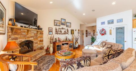 1267 Pyramid Circle, South Lake Tahoe, CA 96150 Photo