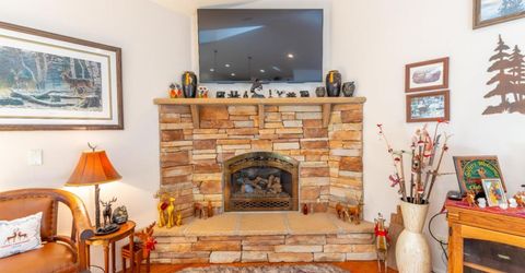 1267 Pyramid Circle, South Lake Tahoe, CA 96150 Photo