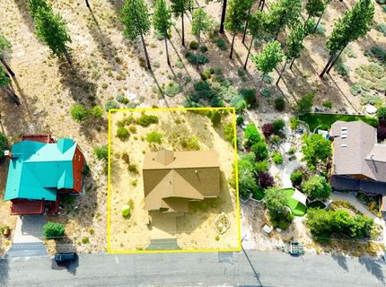 1267 Pyramid Circle, South Lake Tahoe, CA 96150 Photo