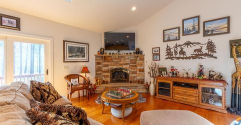 1267 Pyramid Circle, South Lake Tahoe, CA 96150 Photo