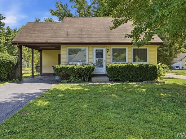 2760 Grants Parkway , Florissant, MO 63031