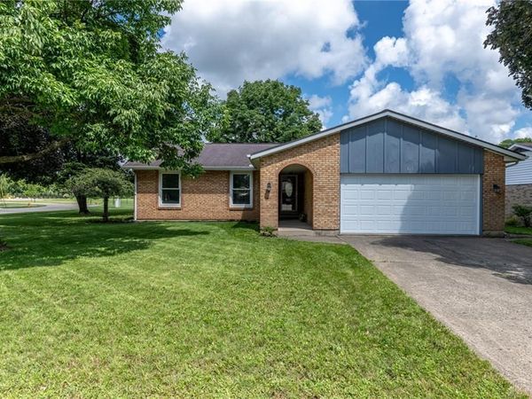 165 Finsbury Lane, Troy, OH 45373