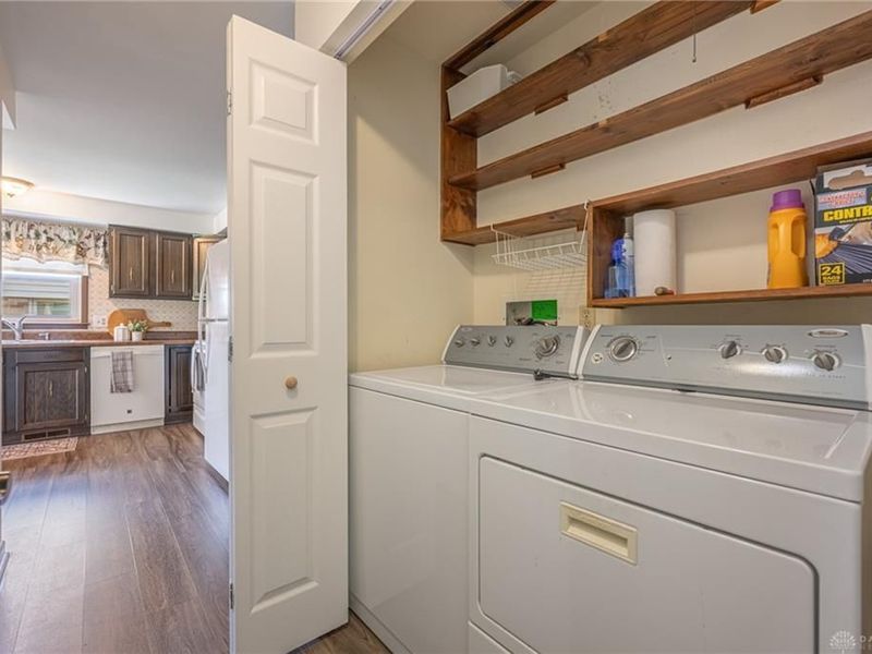 165 Finsbury Lane, Troy, OH 45373 Photo 12